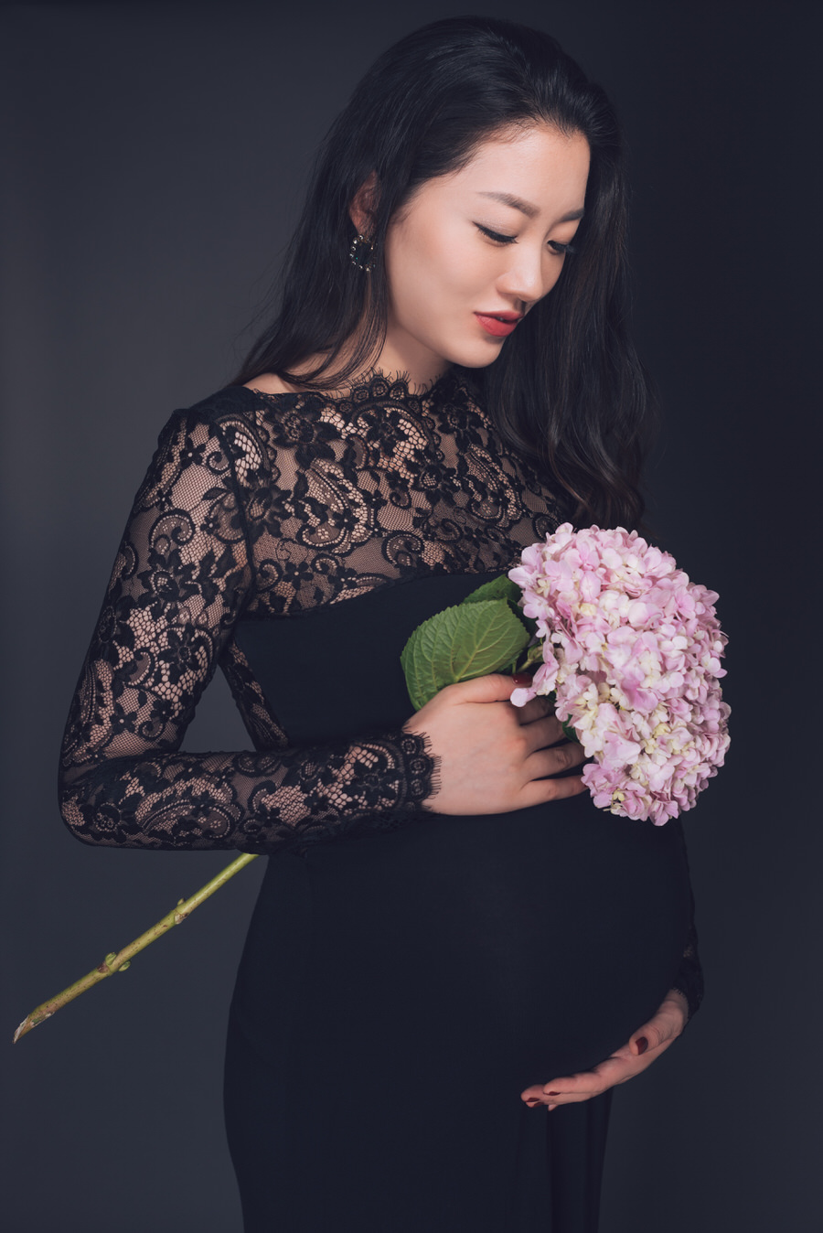 maternity photo shoot in Shanghai studio